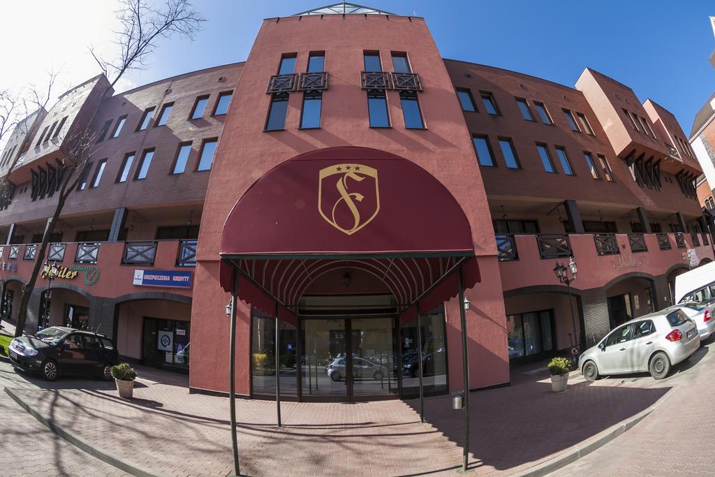 Fort Hotel Warsaw Ngoại thất bức ảnh