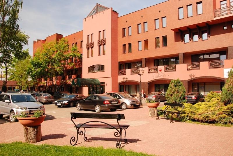 Fort Hotel Warsaw Ngoại thất bức ảnh